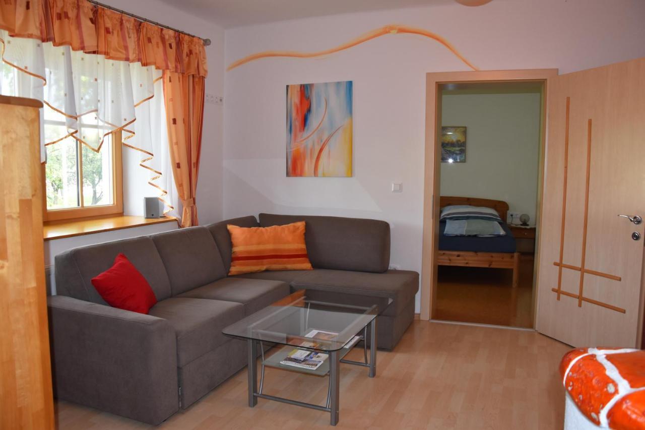 Apartmán Biohof Weissensteiner Ullrichs Exteriér fotografie